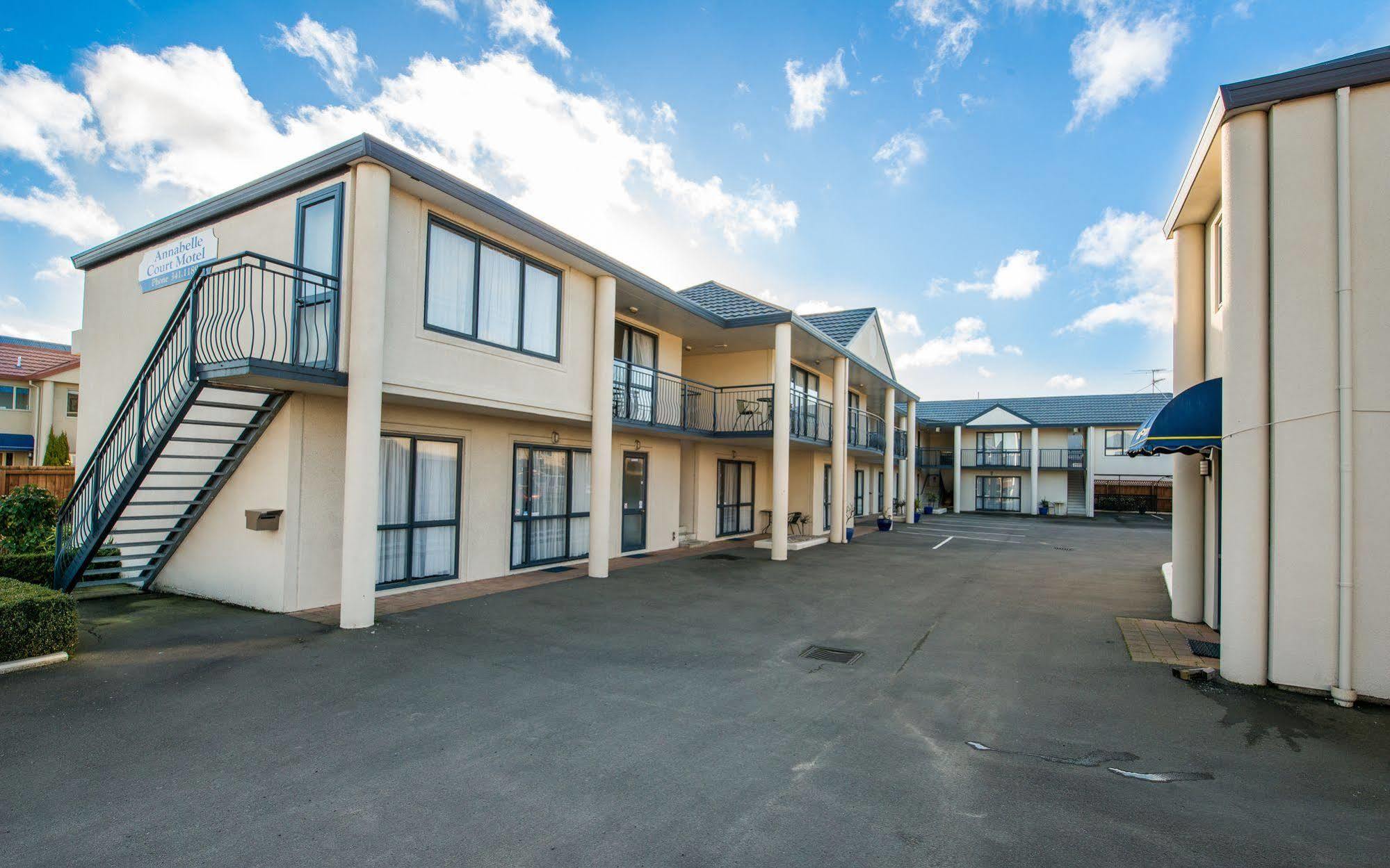 Annabelle Court 4*