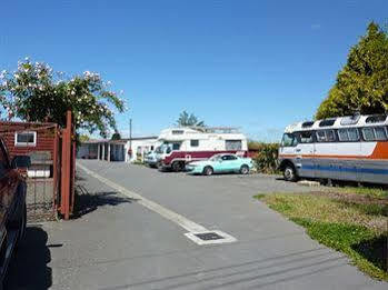 Hotel Racecourse Backpackers