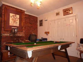 Hotel Racecourse Backpackers