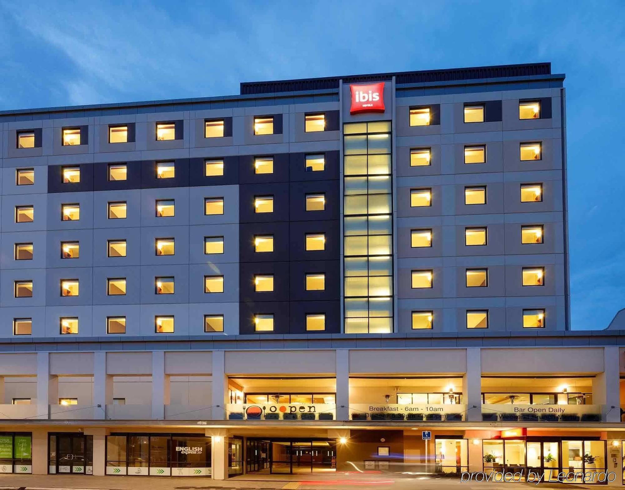 Ibis 3*