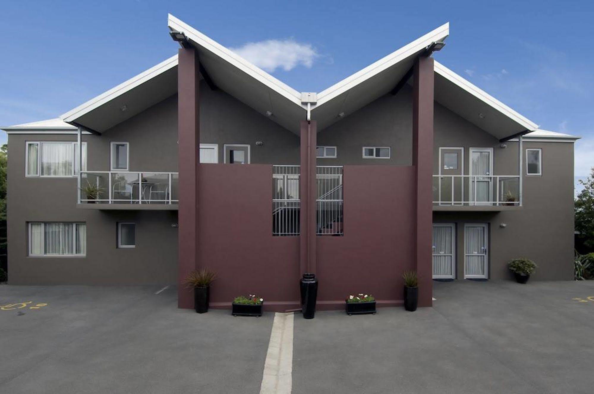 Fyffe On Riccarton Motel 4*