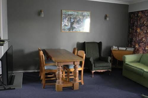 Ilam Motel 2*