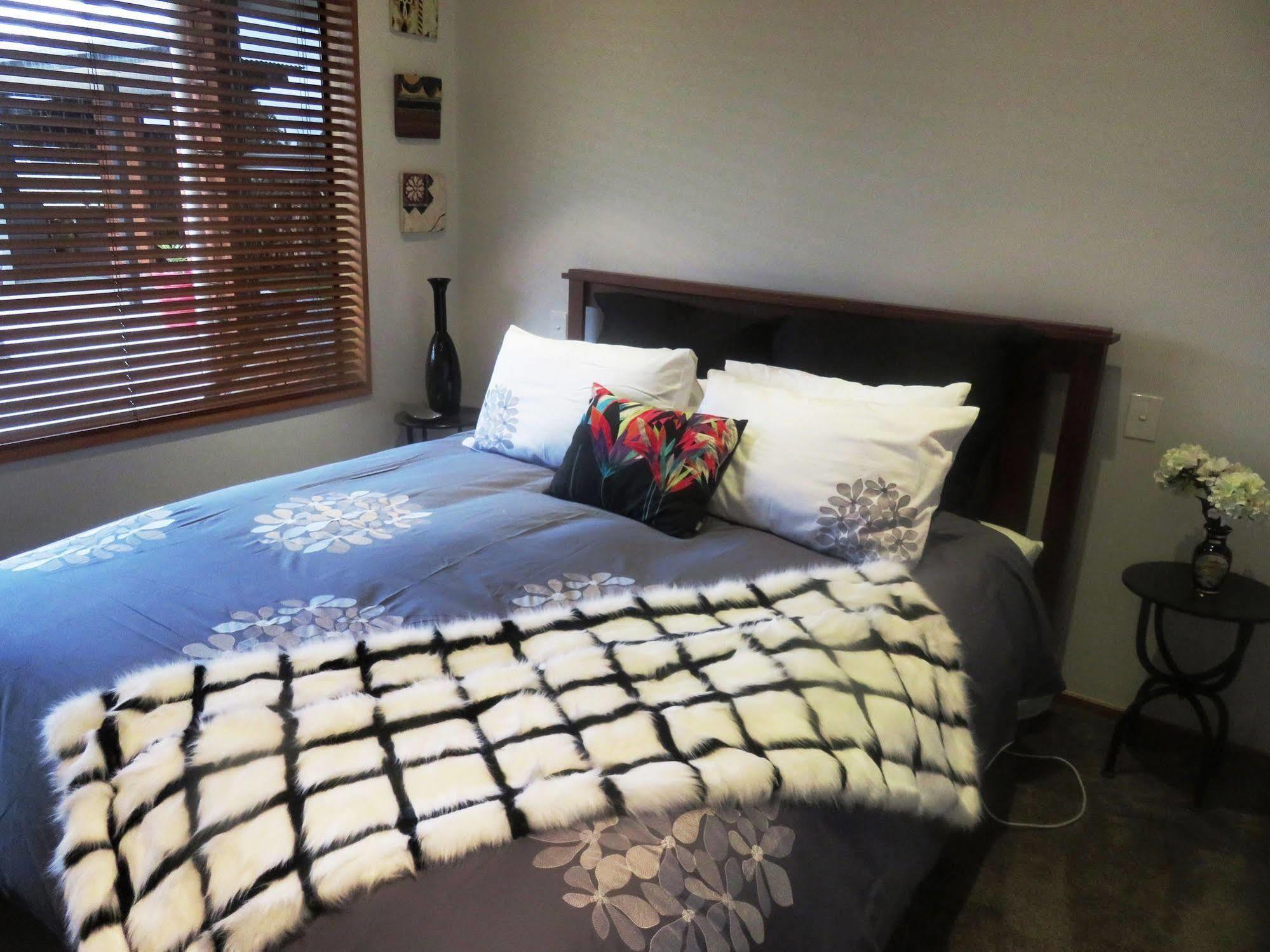 Maples On Harewood Bed & Breakfast Christchurch