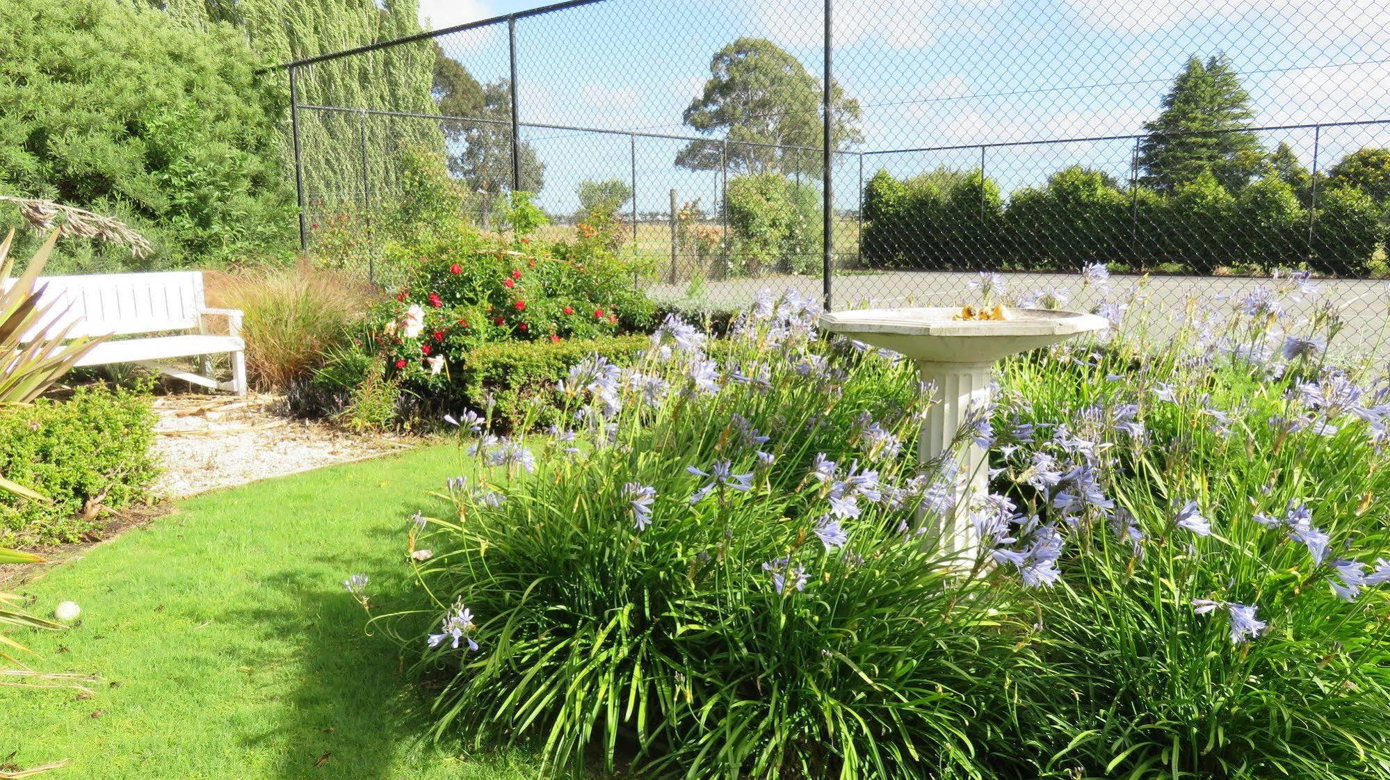 Maples On Harewood Bed & Breakfast Christchurch