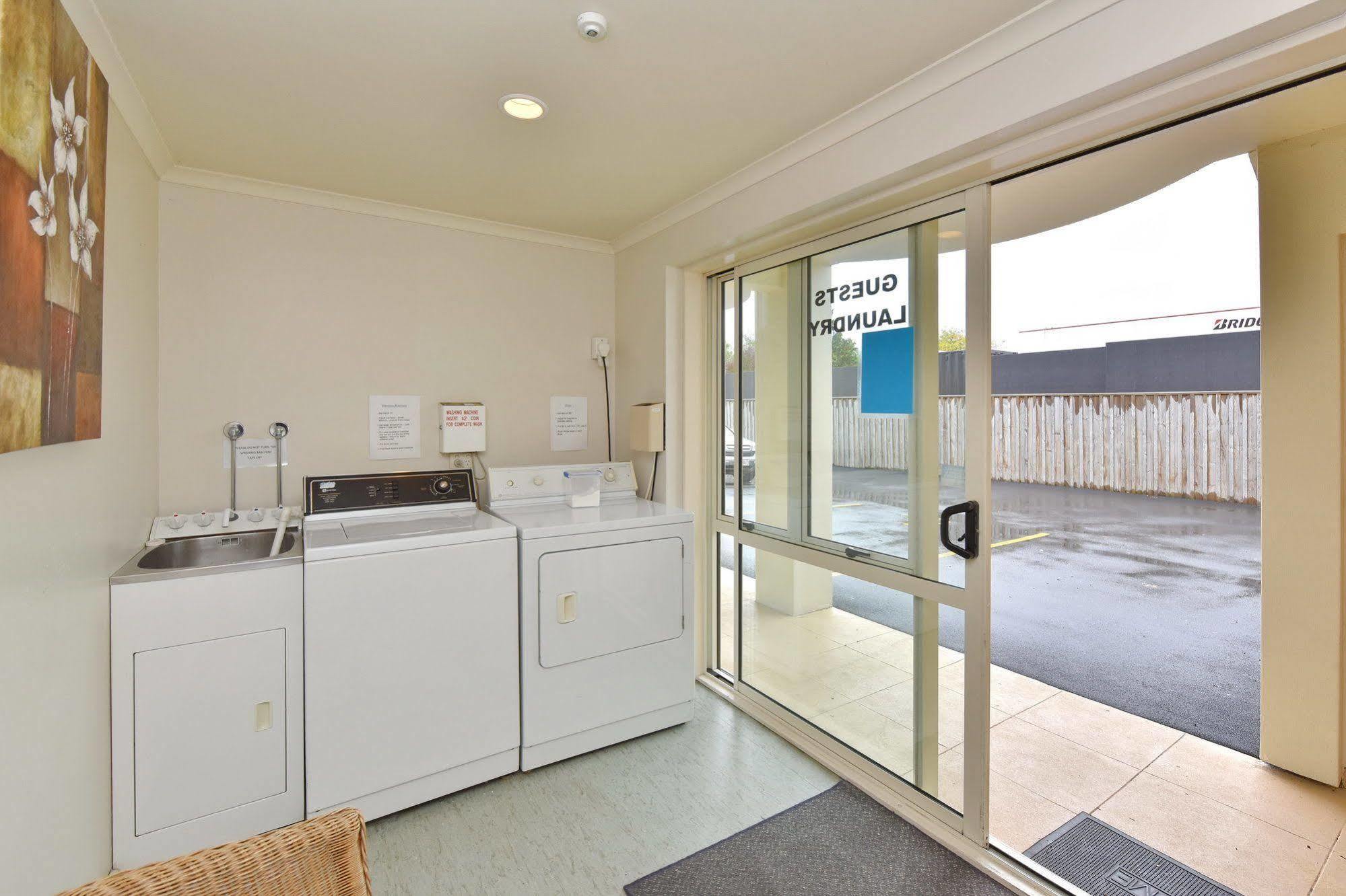 Motel Northcote Motor