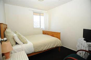 Achilles 3* Christchurch
