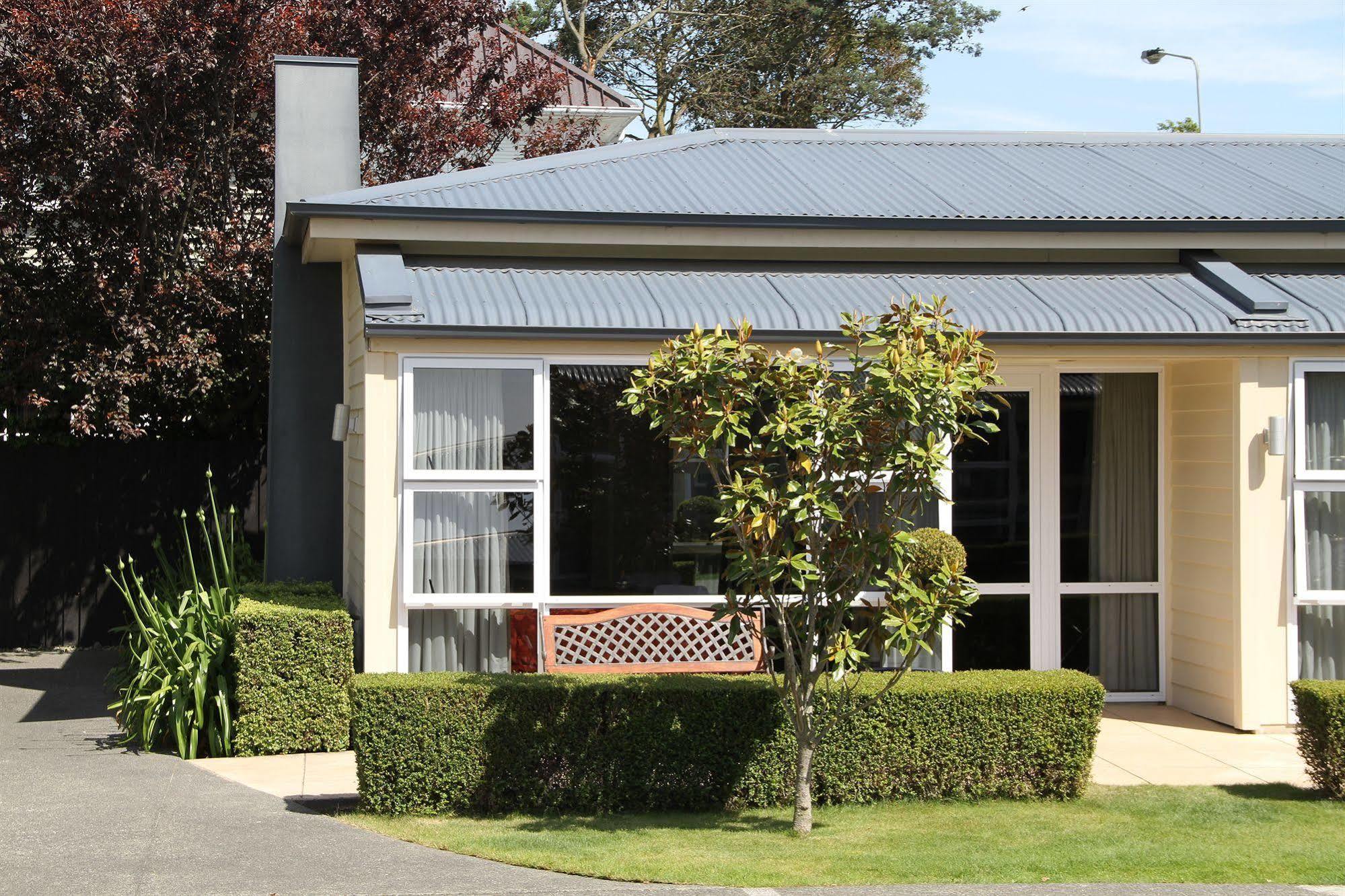Merivale Manor Hotel