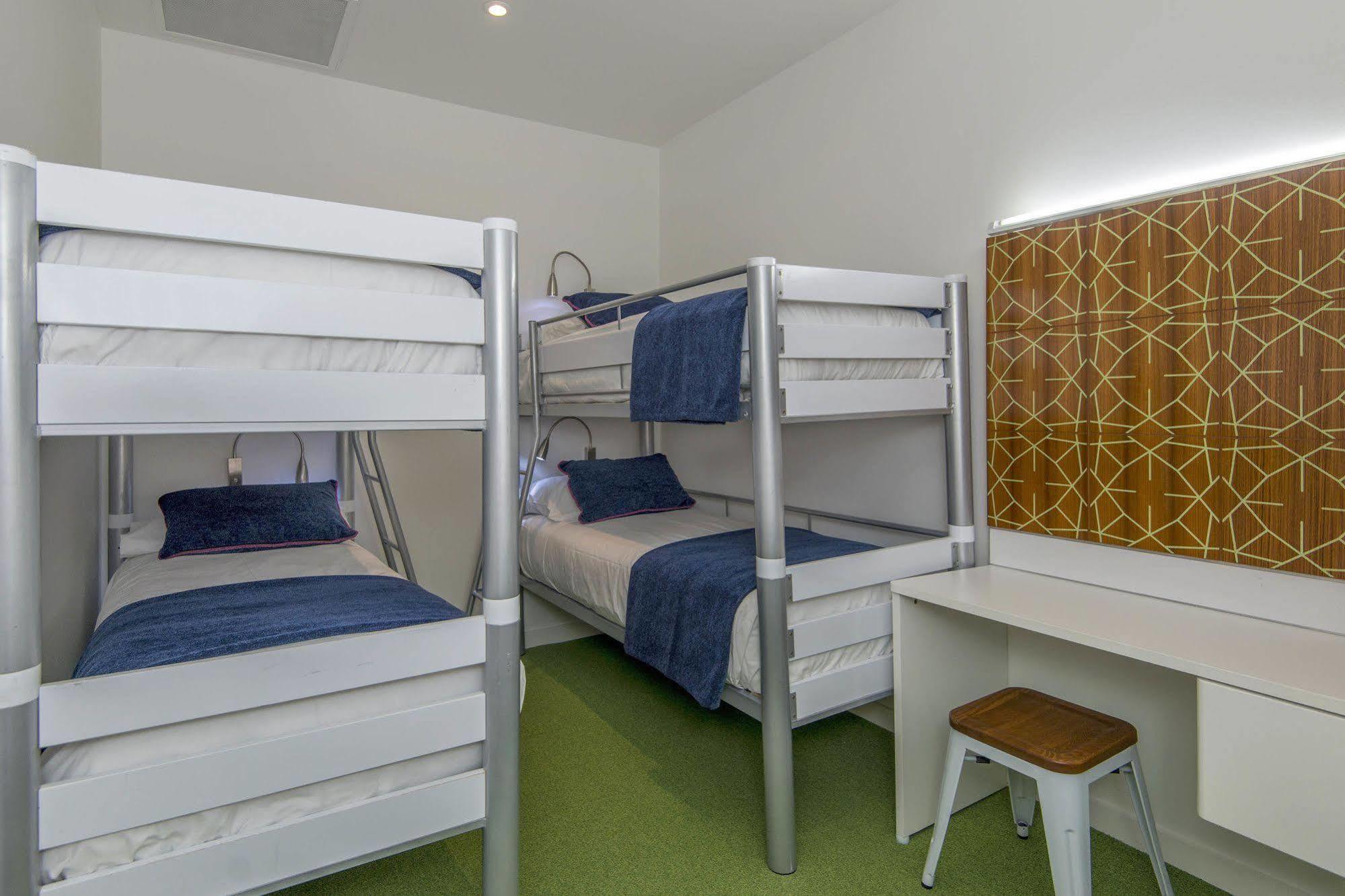 Hotel Breakfree On Cashel, An Accor 3*