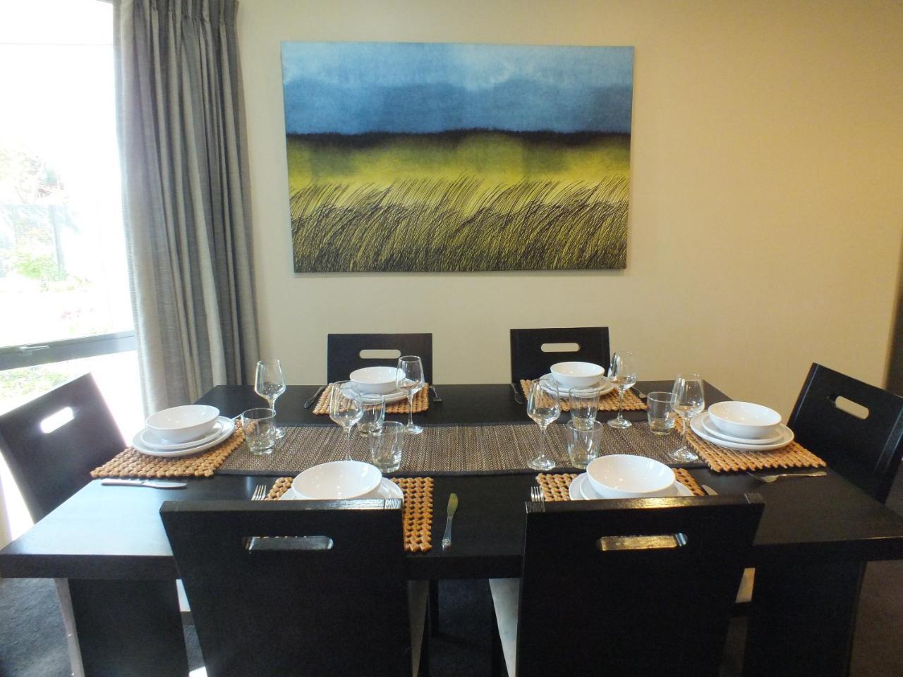 Perfect Home, Stunning Gardens - Aidanfield Gardens Bellissimo Holiday home Christchurch