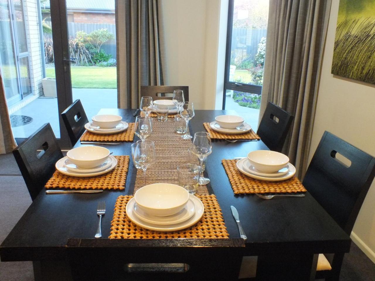 Perfect Home, Stunning Gardens - Aidanfield Gardens Bellissimo Holiday home