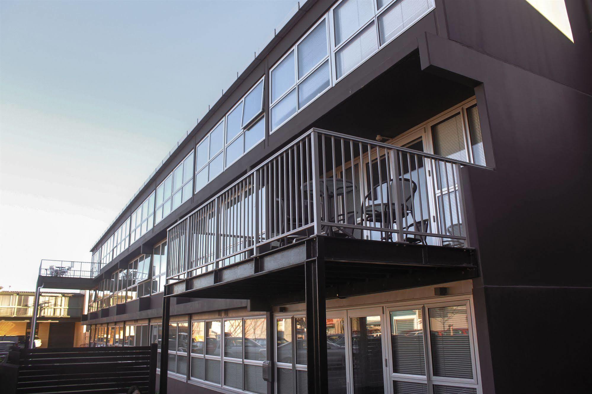 Southwark & 4* Christchurch