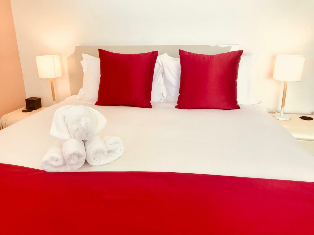 Bealey Plaza Motel 5*