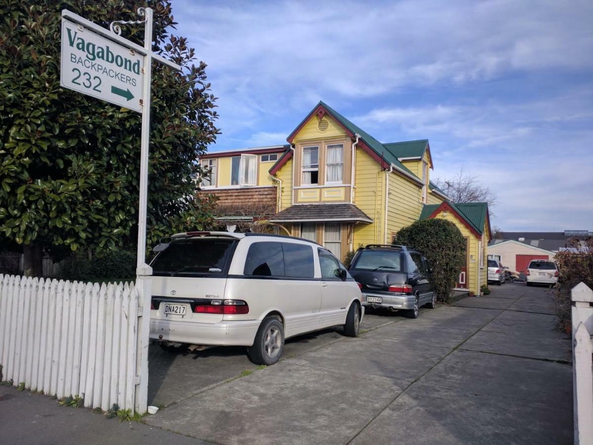 Vagabond Backpackers Hostel *