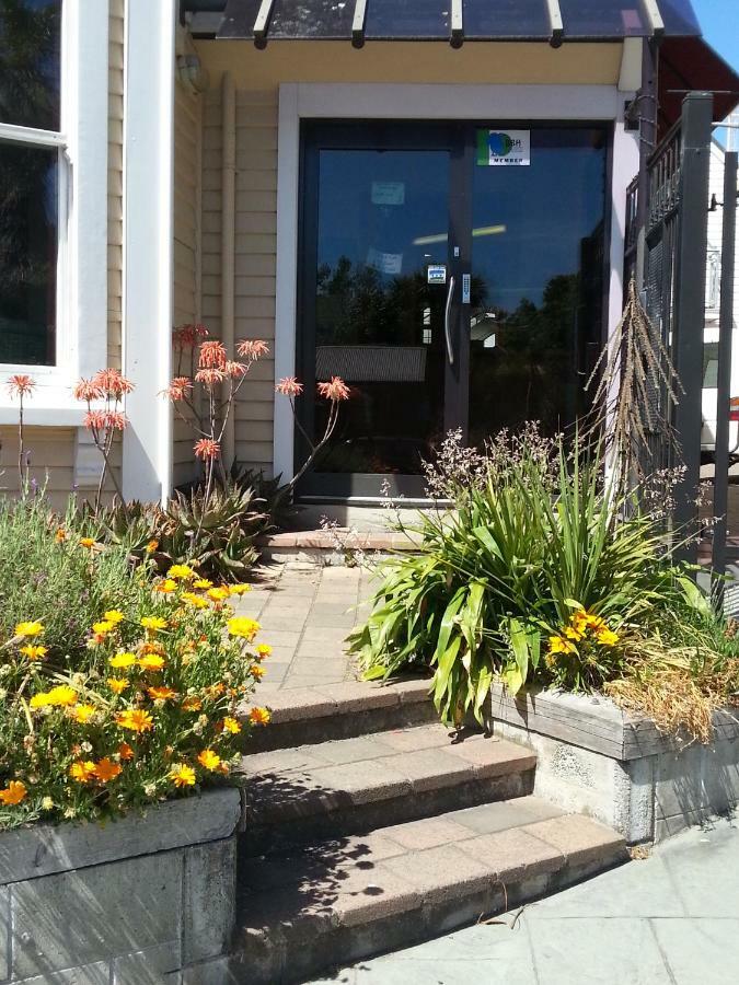 Foley Towers Bbh Albergue Christchurch