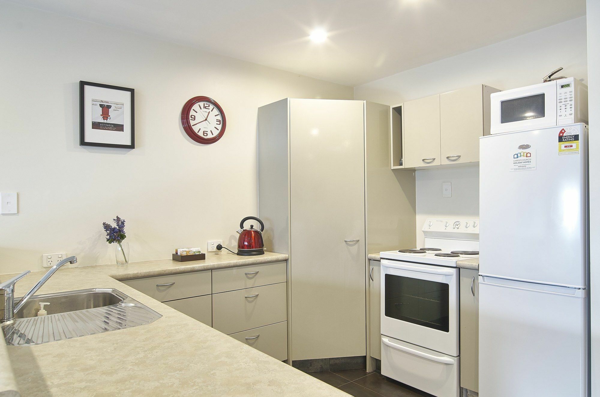 Apartment Riccarton Loft - Christchurch Holiday Homes *