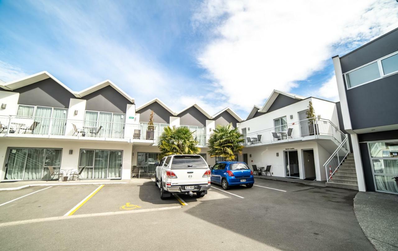 Motel Airport 4*