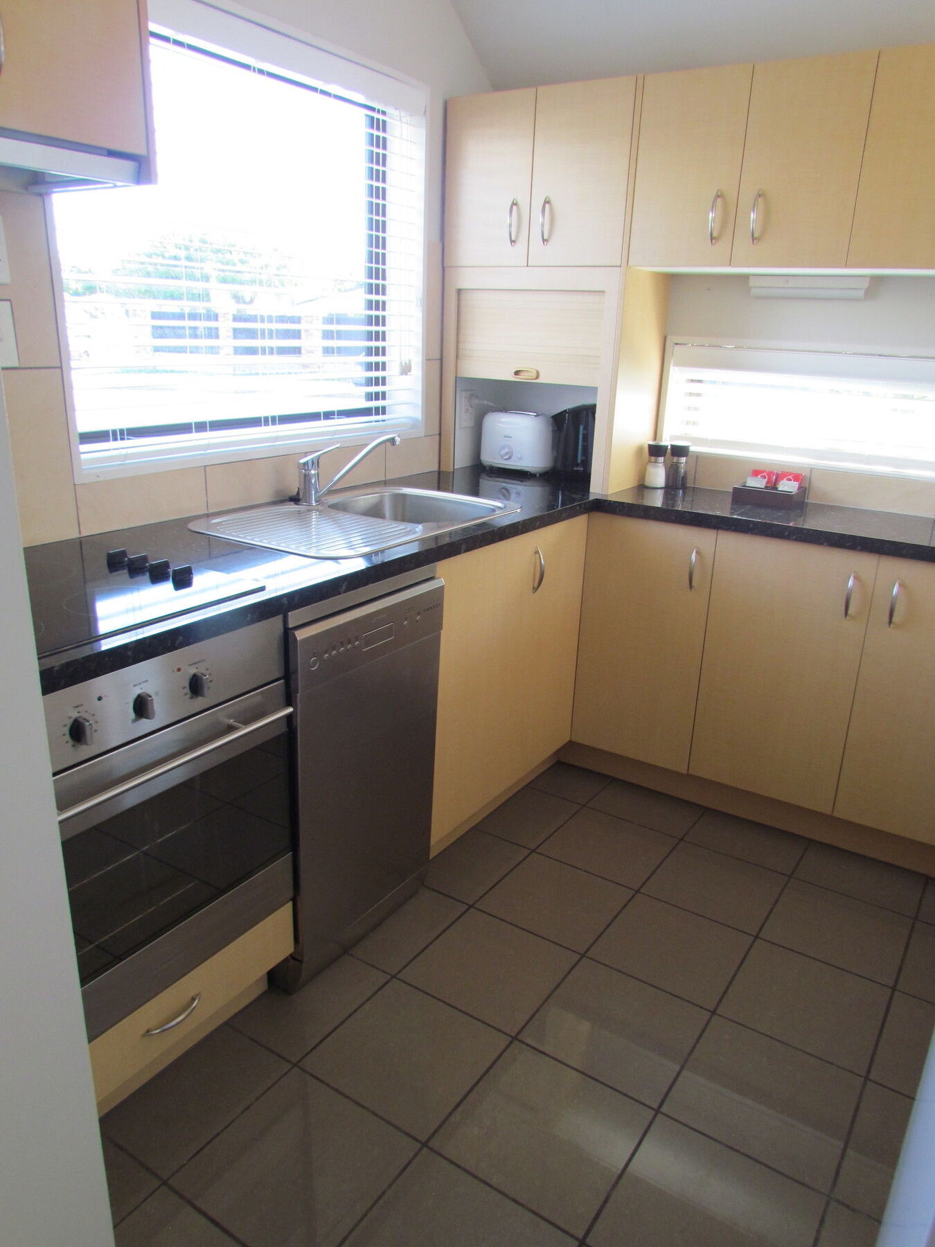 Holiday home Gordon Villa 1 - Christchurch Holiday Homes Christchurch