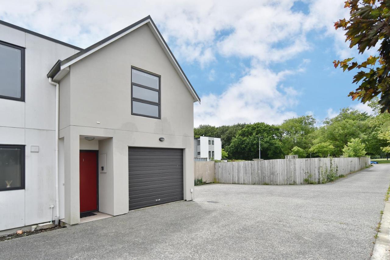 Hagley - Homes Holiday home