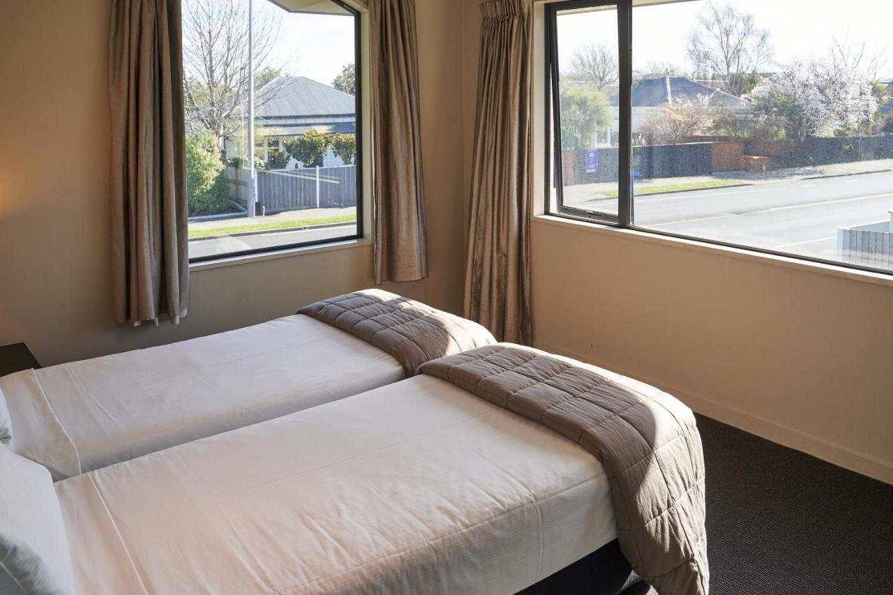 Motel Azena & Christchurch