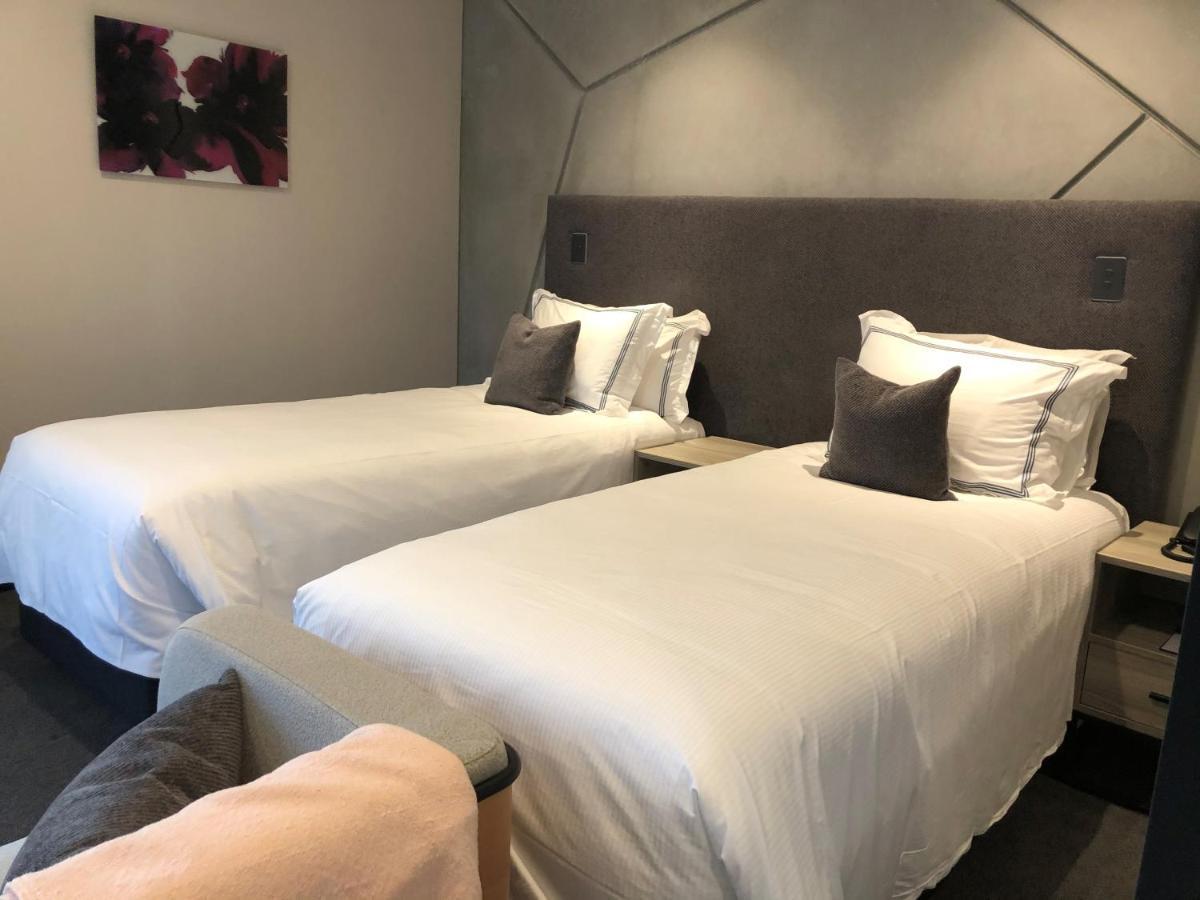 Hotel Whitewood Suites Inner City Luxury 5*