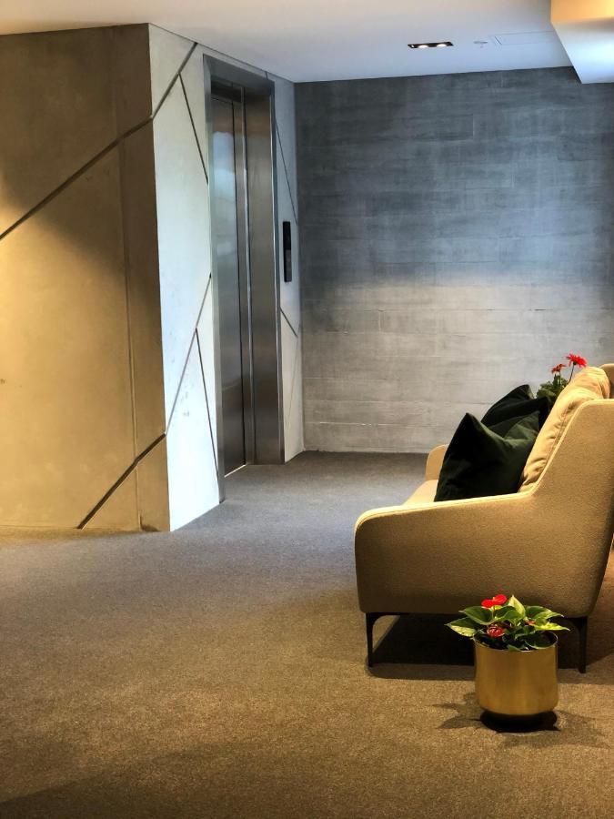Whitewood Suites Inner City Luxury