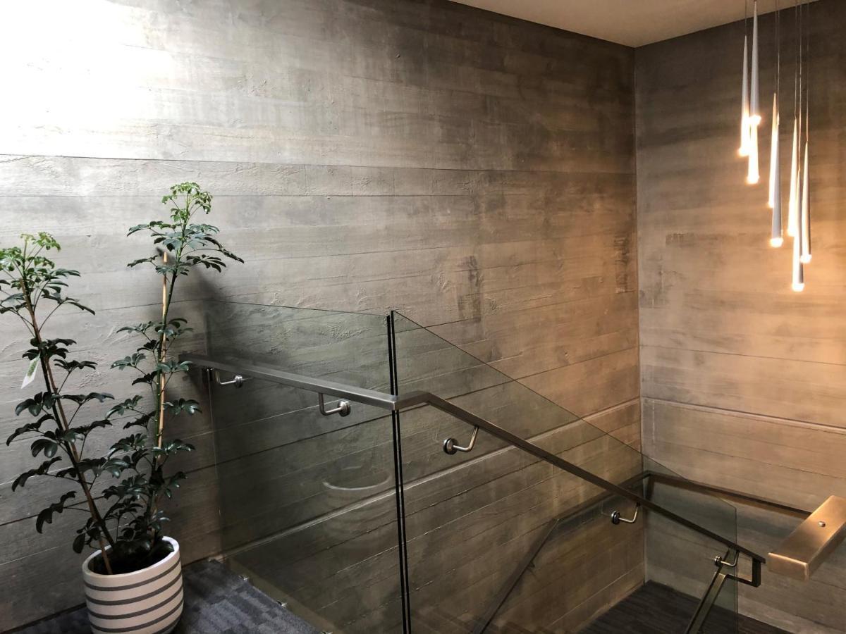 Whitewood Suites Inner City Luxury Hotel 5*