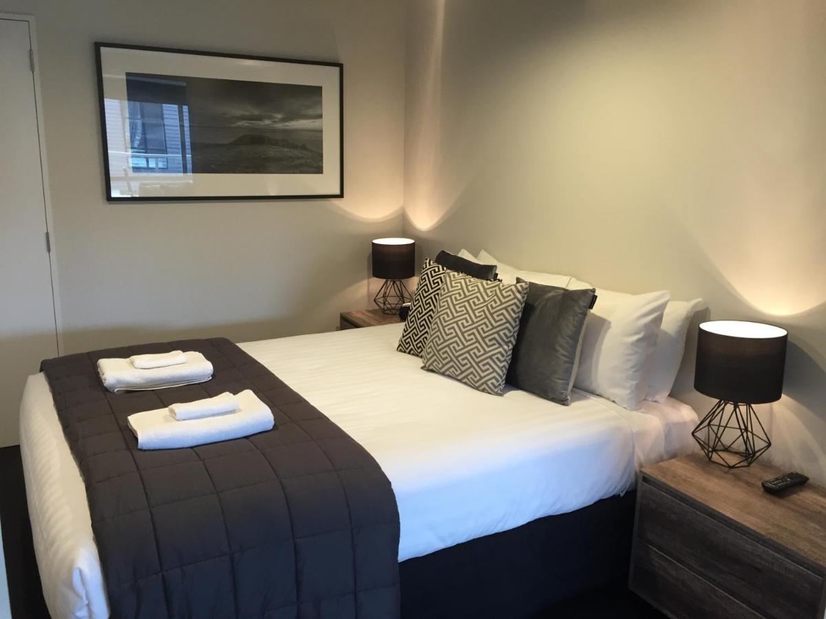 Aparthotel Southwark & 4*