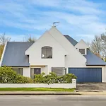 Christchurch Airport House