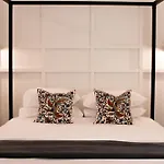 Hotel Montreal