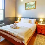 Charming 3-Bedroom Retreat