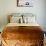 Aaa Northlands Motel