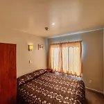 Bealey Avenue Motel