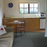 Tudor Court Motel