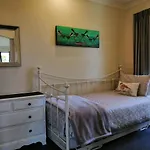 Perfect Home, Stunning Gardens - Aidanfield Gardens Bellissimo
