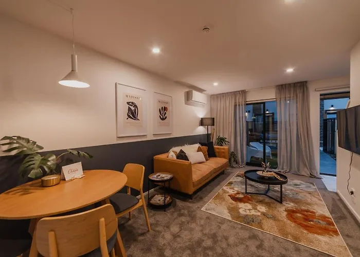 Luxury Central City Getaway