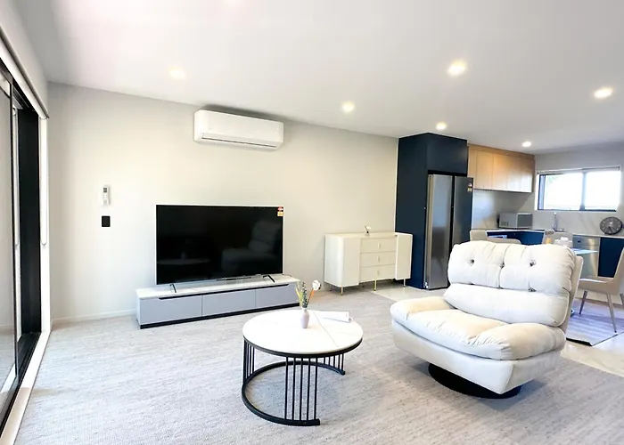 Graceful Stay 3Br Beside Uc