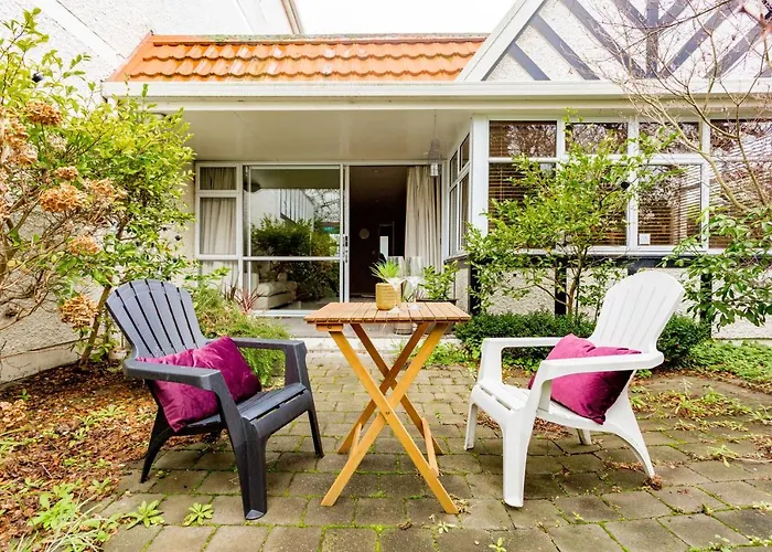 Mansfield Villa - Christchurch Holiday Homes