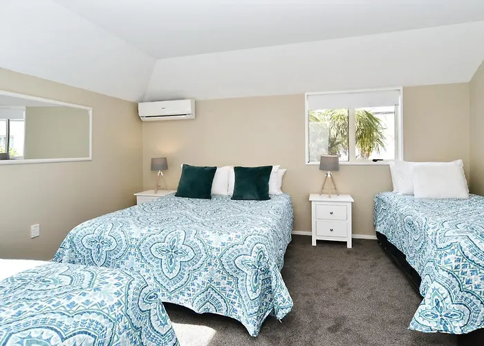 Moa Place - Christchurch Holiday Homes