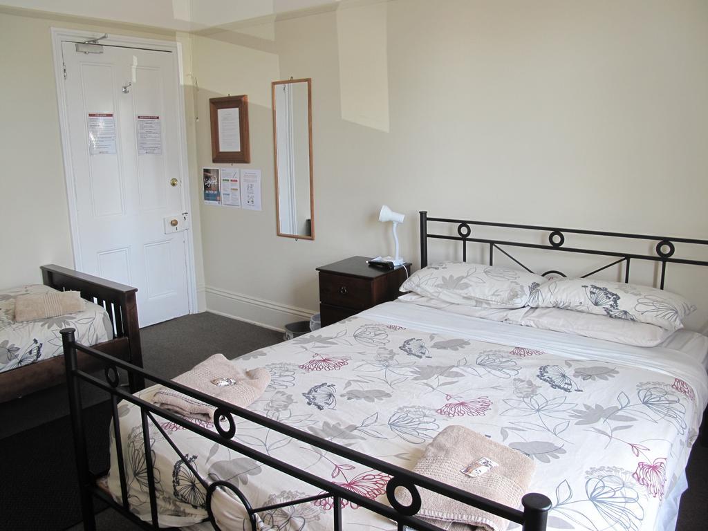 Dorset House Backpackers