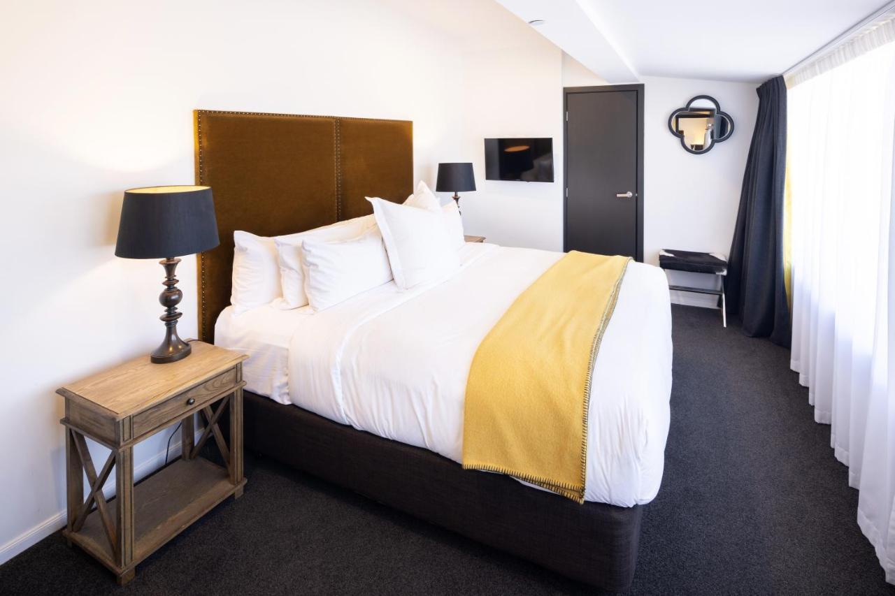 Montreal 5*