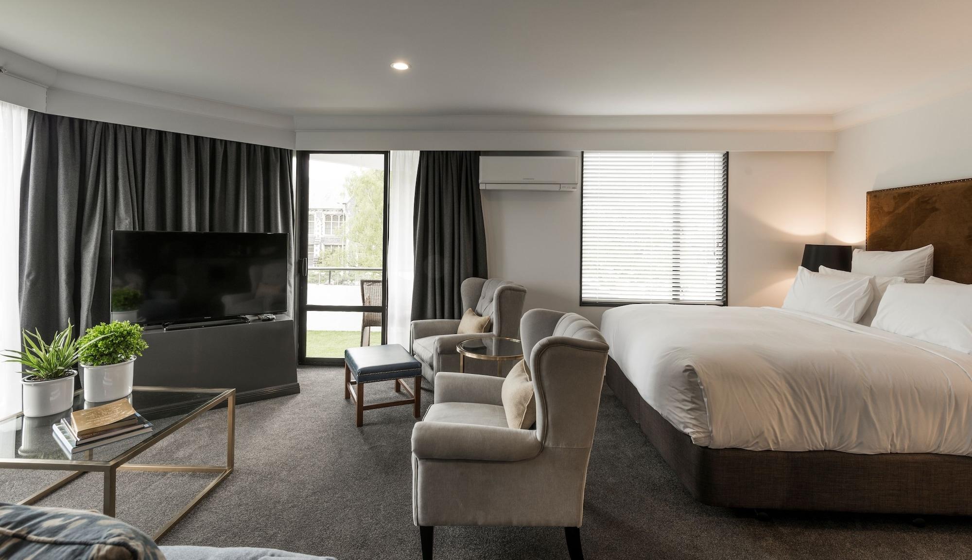 Montreal 5* Christchurch