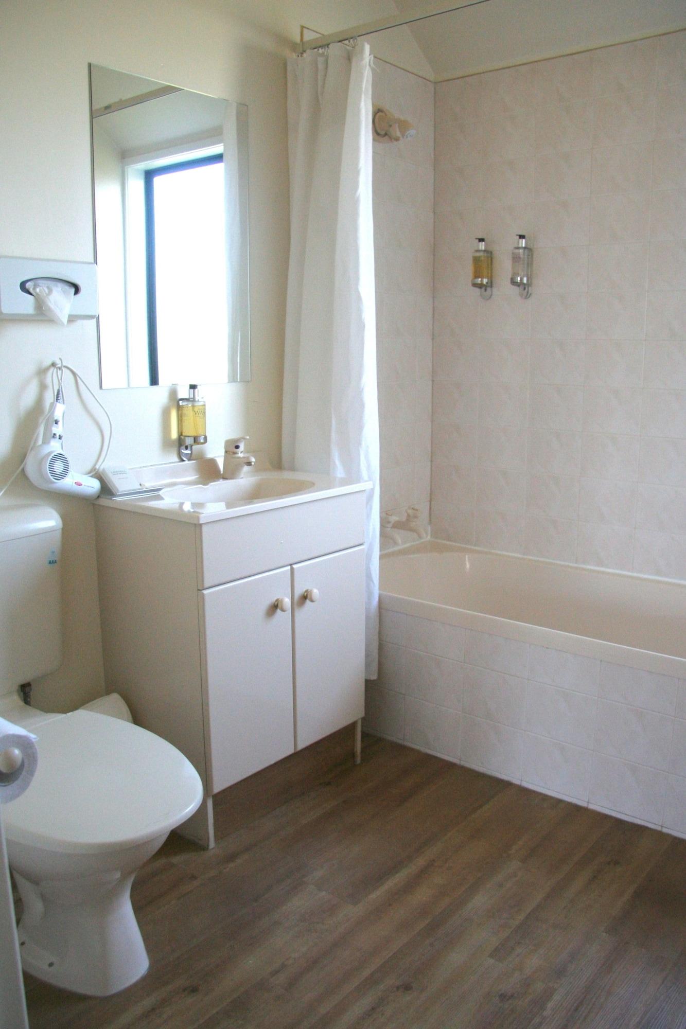 Sherborne Motor Motel 4*