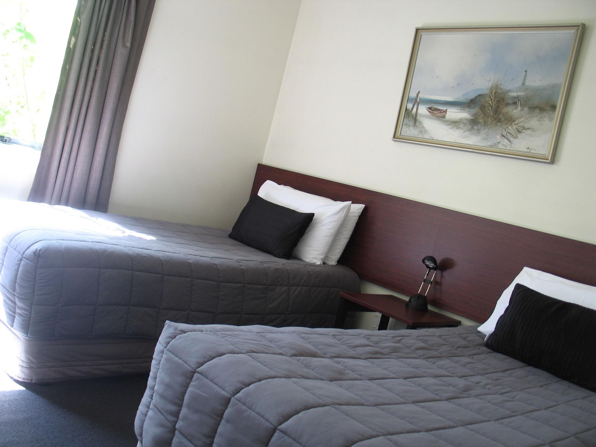 Sherborne Motor 4* Christchurch