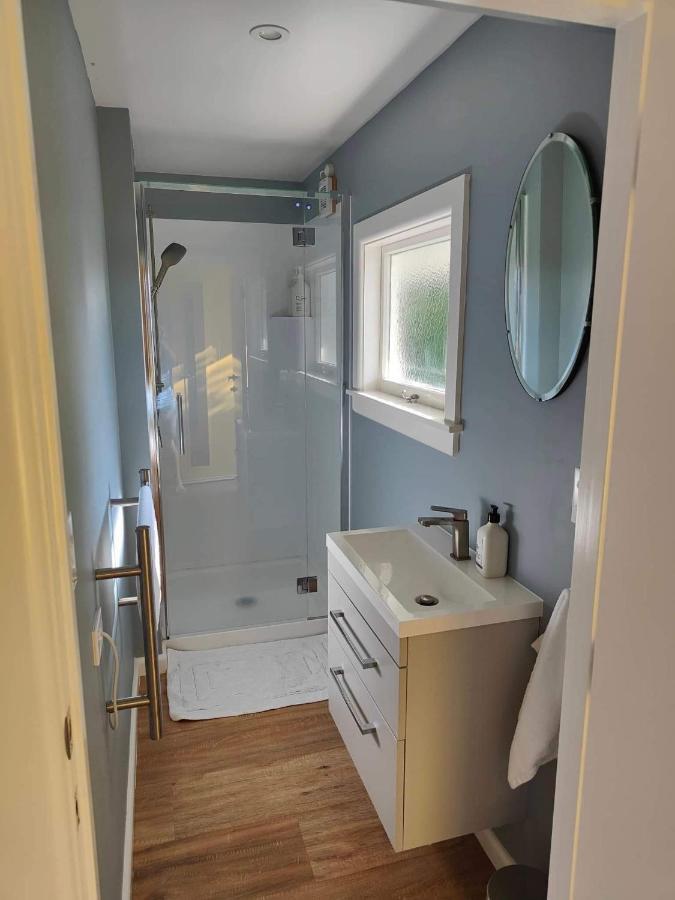 Apartment Fully Renovated Hillside Close To Christchurch