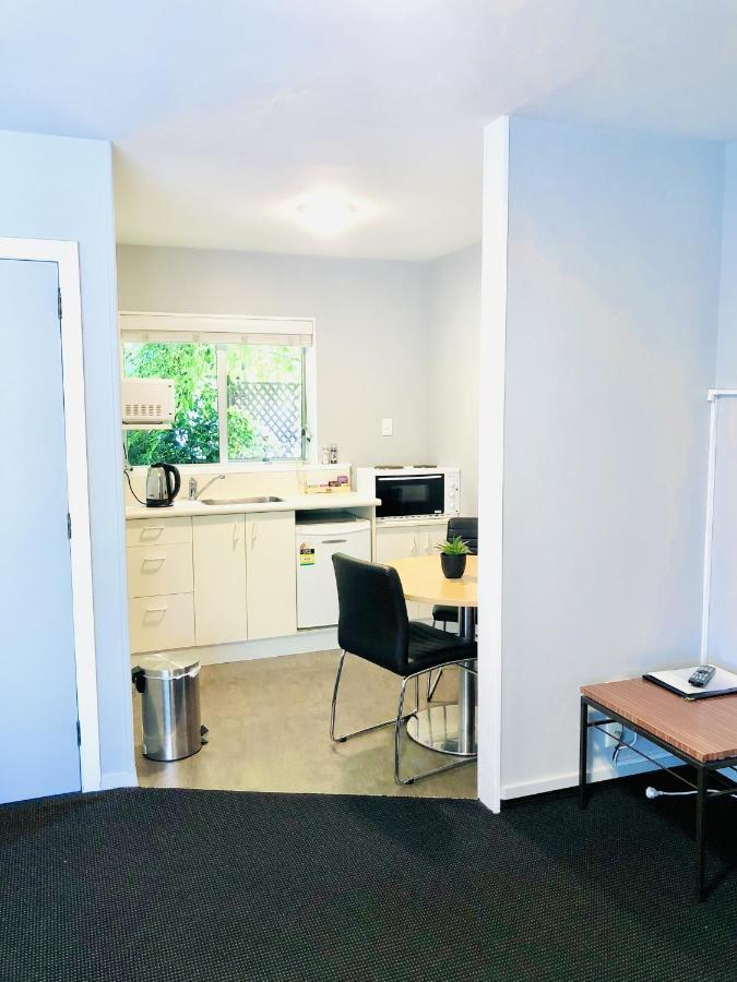 Motel Christchurch Motel 4*