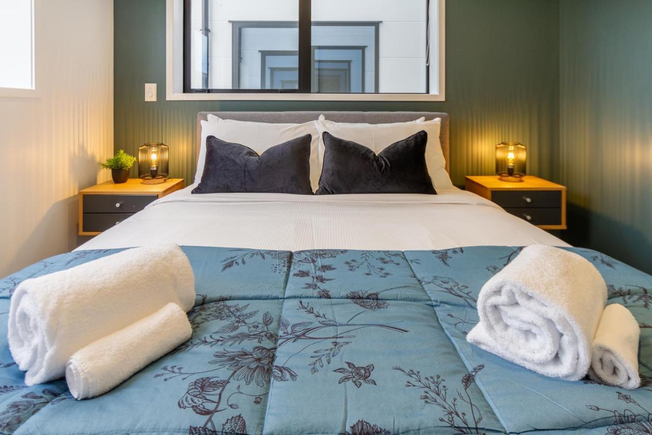 The Majestic Retreat 2 Bed 2 Bath Cbd
