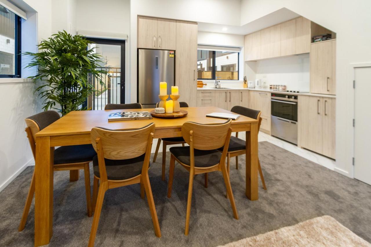 3 Bedroom 2 Bathroom Hagley Parkside Perch