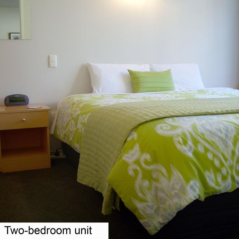 Tudor Court Motel