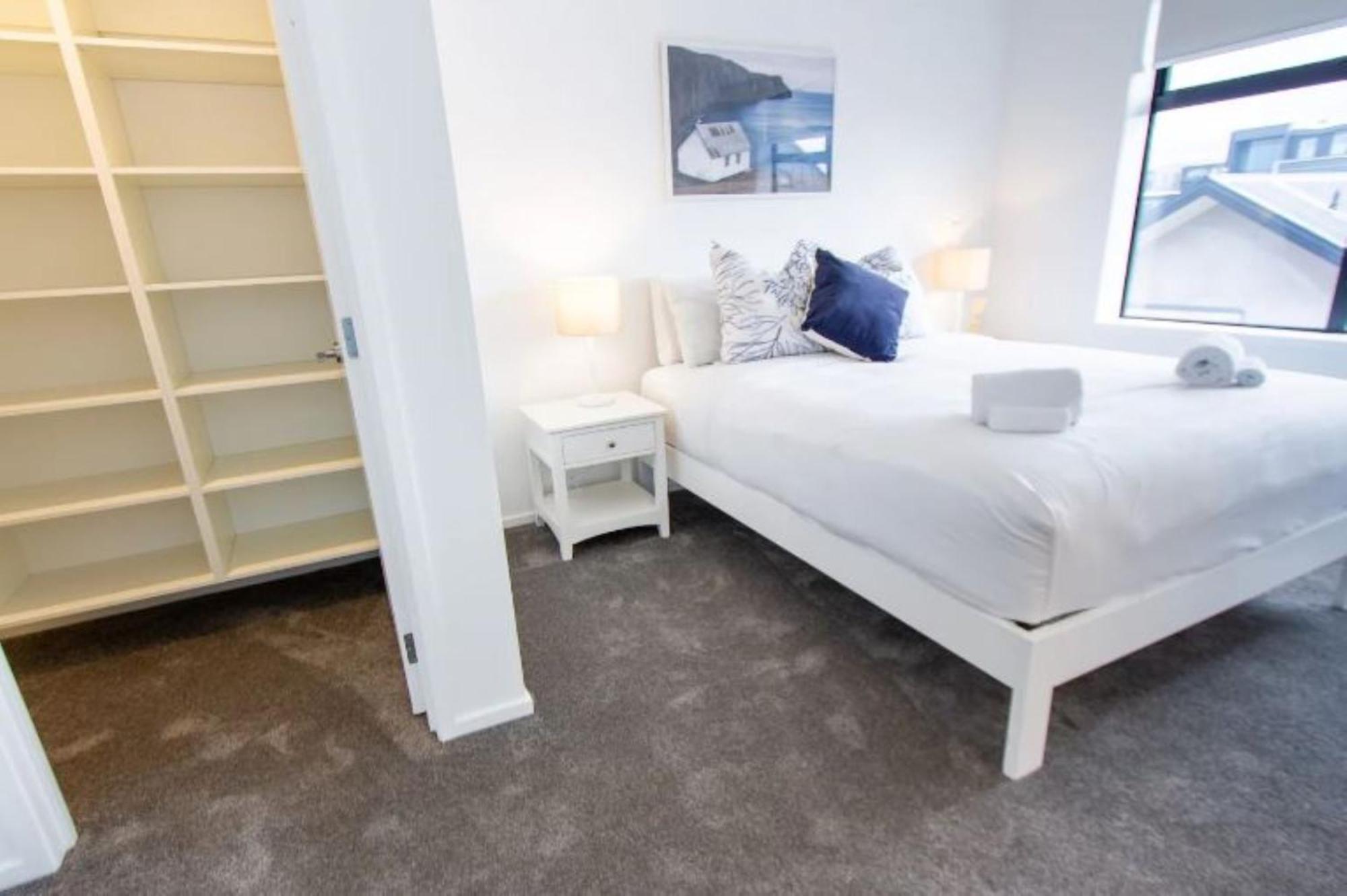 Entertainment Hub 2 Bed 2 Bath W Carpark * Christchurch