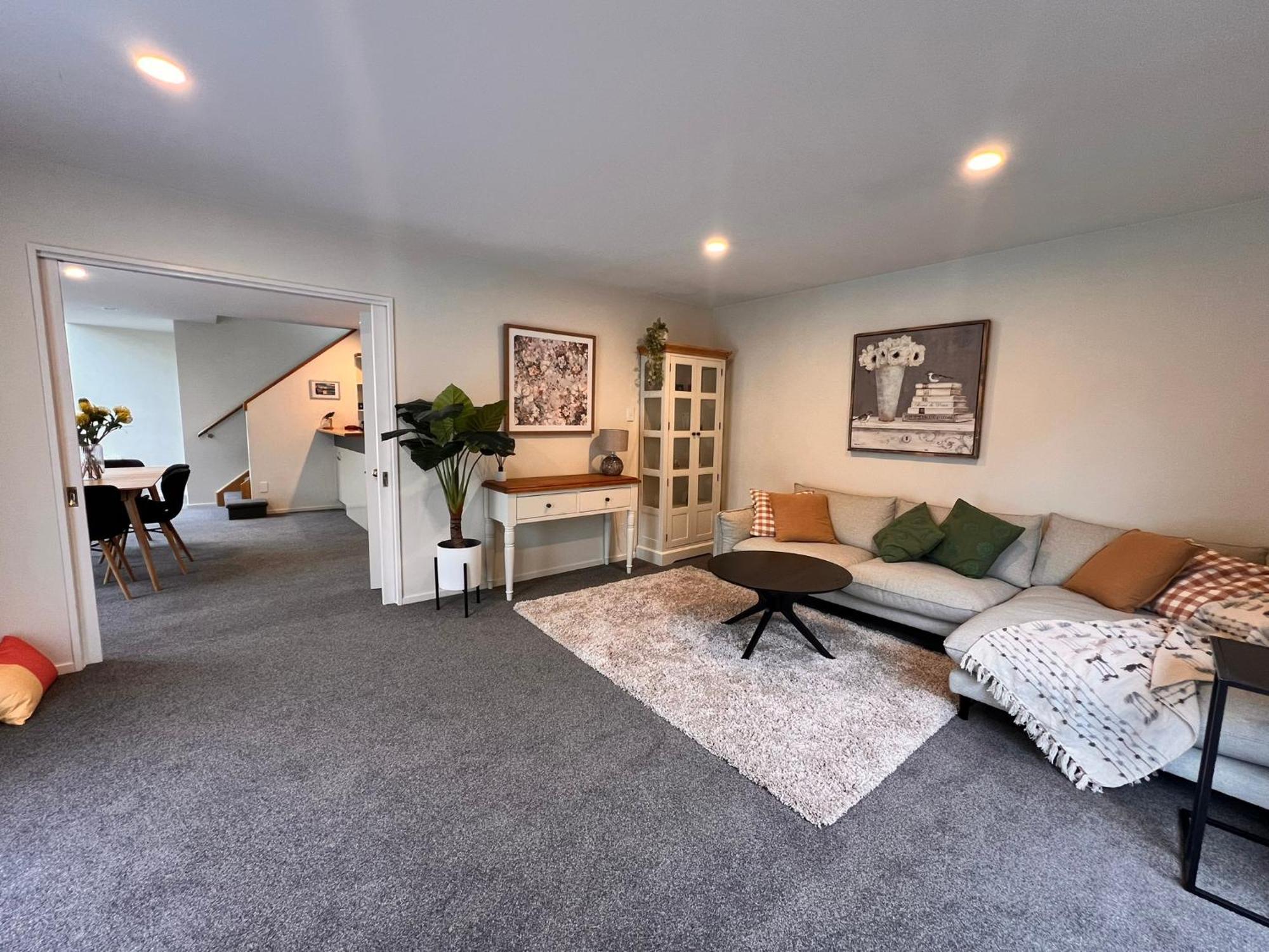 Waimairi Road - Homes